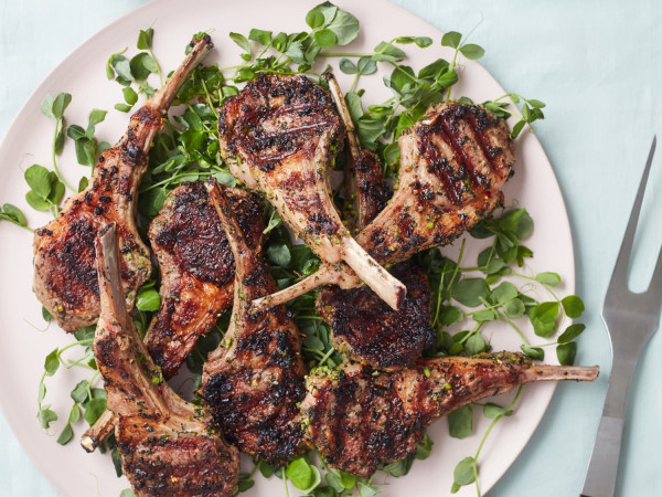 Grilled Lamb Chops Seasoned with Herbs