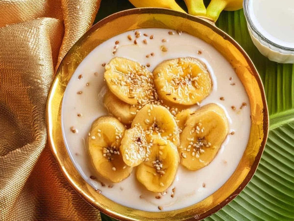 Coconut and Honey-Infused Bananas
