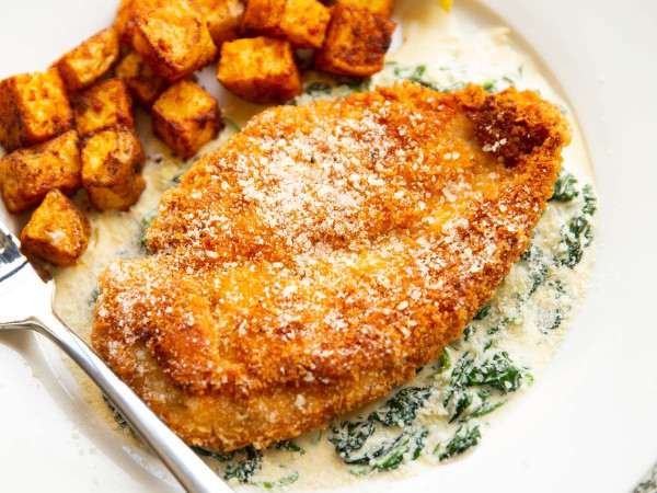 Crunchy Spinach and Cream Sauce on Chicken
