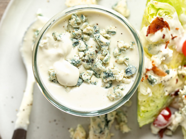 Savory Blue Cheese Dressing for Your Salad