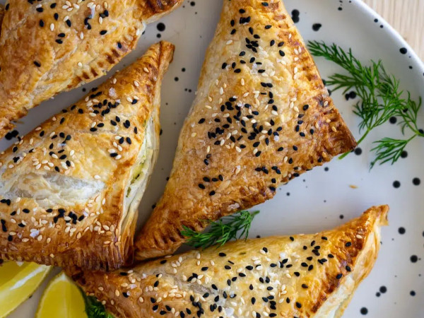 Spinach-Filled Triangles