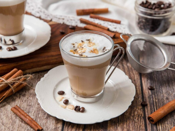 Coconut Dirty Chai Latte for Two: Low-Carb and Paleo-Friendly