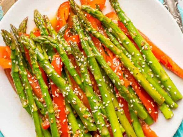 Zesty Lemon-Sesame Asparagus