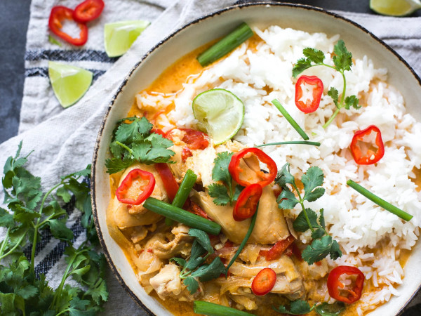 Thai-Inspired Chicken Curry