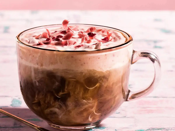 Creamy White Chocolate Raspberry Latte