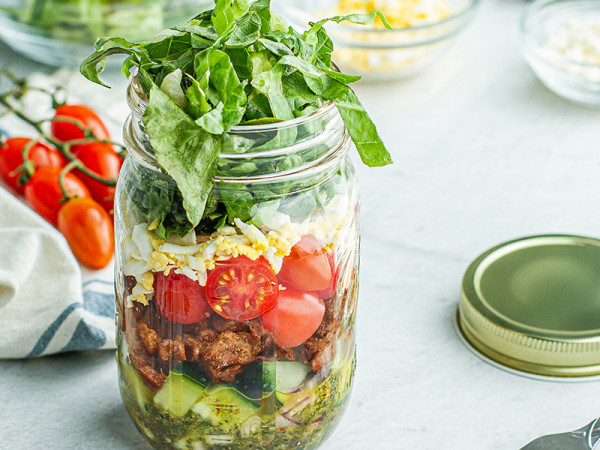 Greek Steak Salad Fit for a Mason Jar