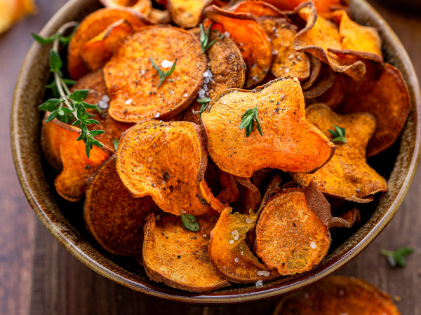 Sweet Potato Chips Made in the Oven