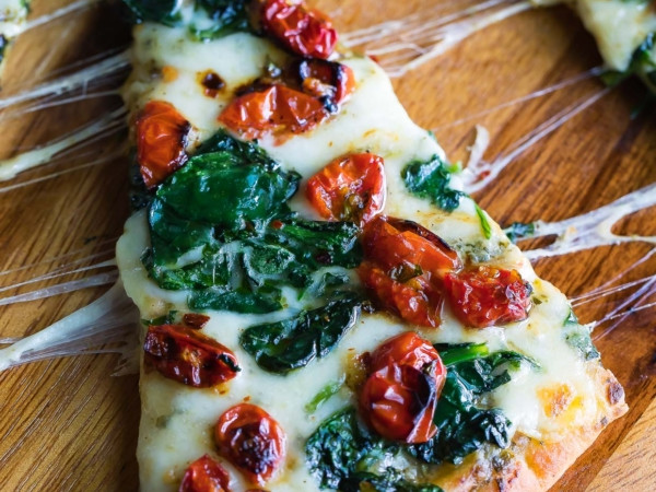 Easy-to-Make Flatbread Pizza