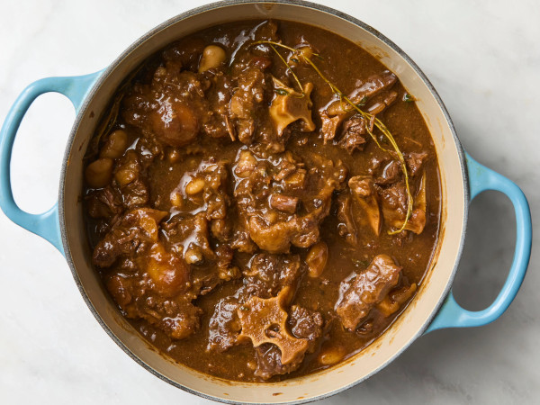 Bayy's Flavorful Jamaican Oxtail Dish