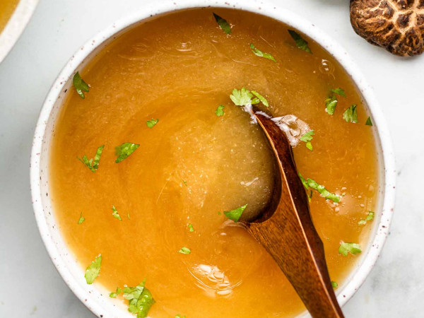 Yummy Vegan Vegetable Broth