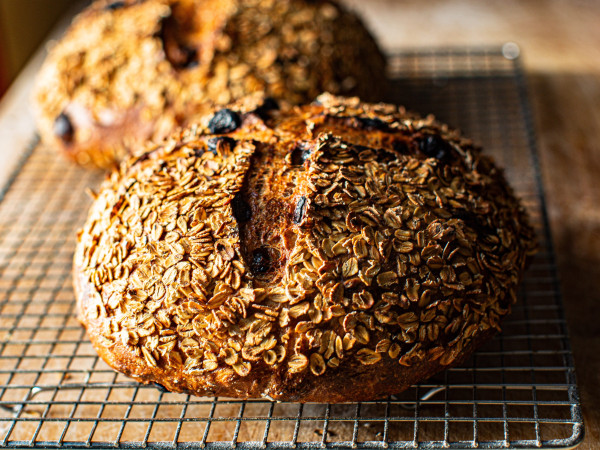 Whole Wheat and Steel-Cut Oats Bread: A Bread with Extended Fermentation