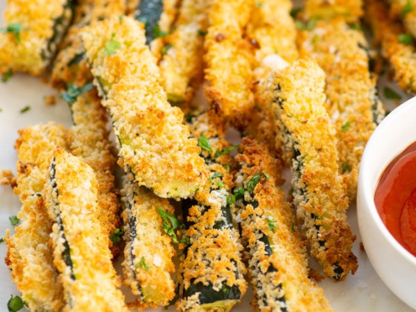 Baked Vegan Zucchini Fries