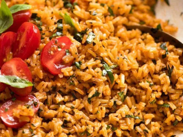 Pancetta-Topped Tomato and Basil Rice from the Harvest
