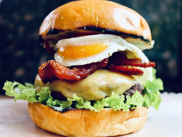 Egg and Bacon-Stuffed Cheeseburgers