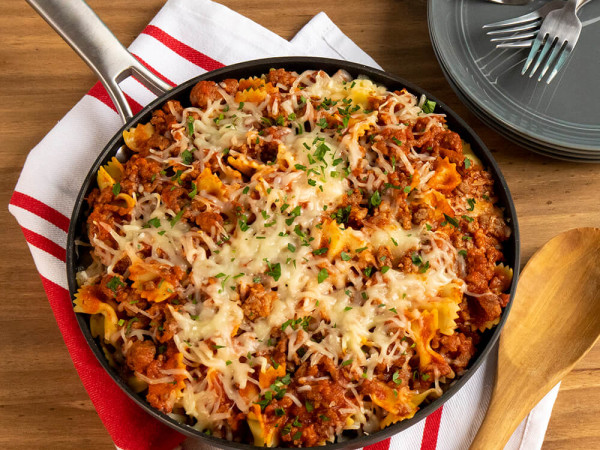 Skillet Lasagna the Classic Way with Hunt's®