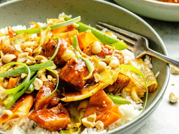 Flavorful Sriracha Chicken Broth