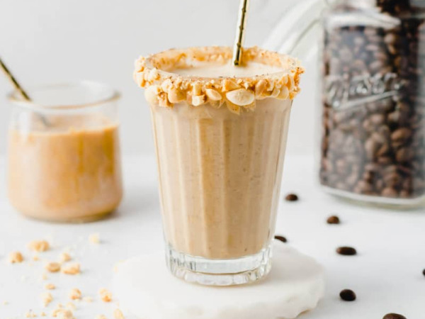Smoothie with Peanut Butter and Coffee