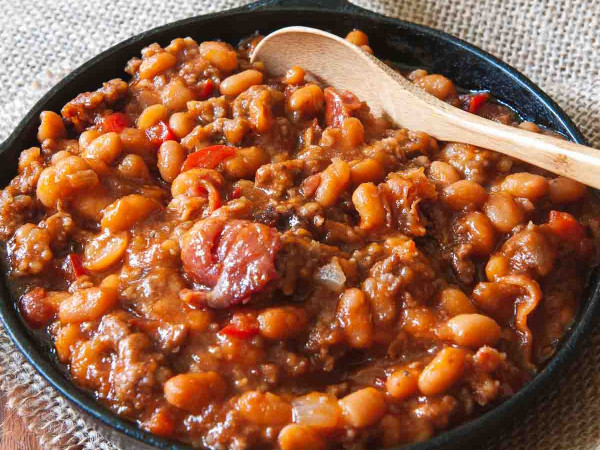 Hearty Hamburger and Kidney Bean Bake