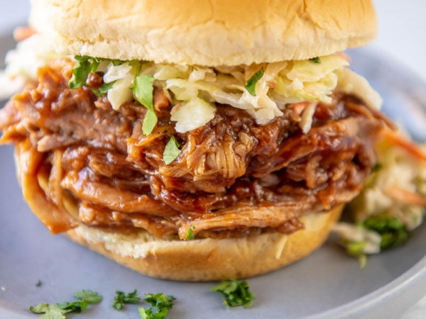 Tender Barbeque Pulled Pork from the Slow Cooker