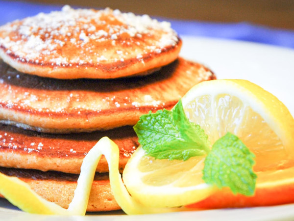 Warm Lemon Sauce over Gingerbread Pancakes