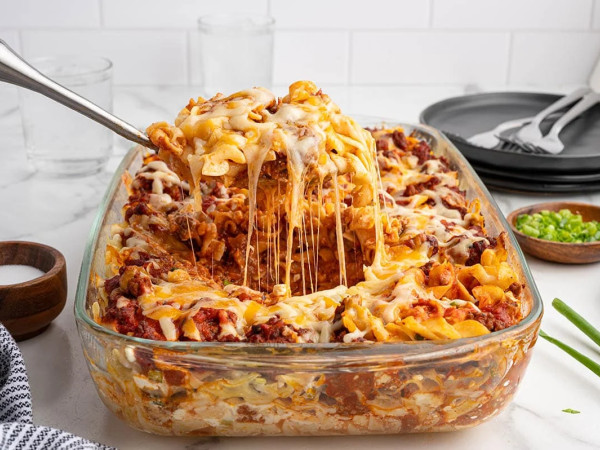 Sour Cream and Cheese Noodle Bake