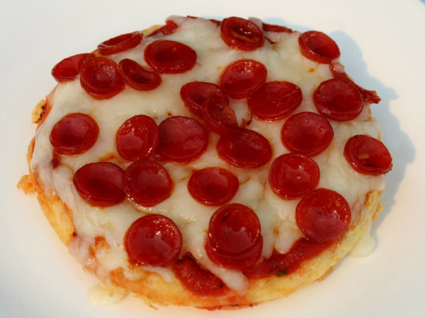 Chaffle-Based Pepperoni Pizzas