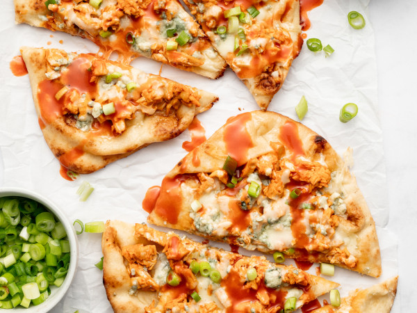 Naan Pizza with Buffalo Chicken
