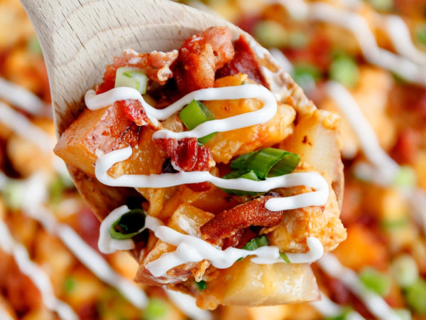 Buffalo Chicken and Potato Casserole Dish