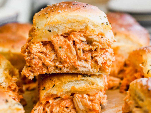 Buffalo Chicken Sliders Cooked on the Grill