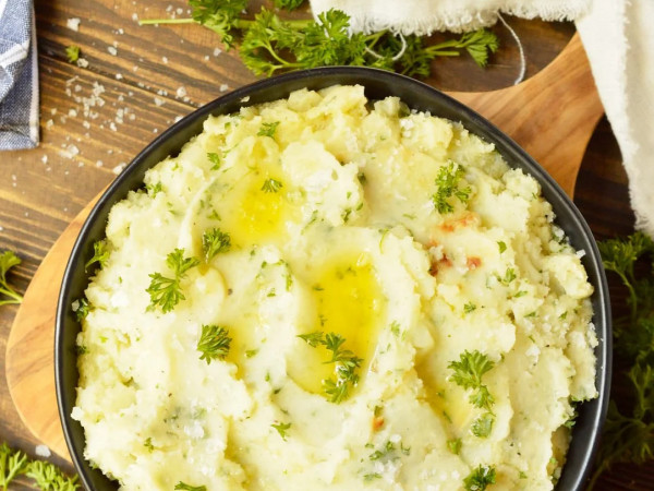 Straightforward Vegan Garlic Potato Recipe