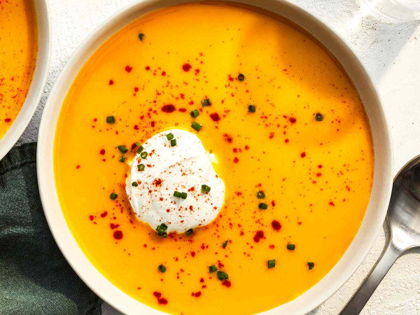 Chilled Yellow Squash and Dill Soup