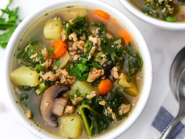 Vegan-Friendly Mushroom and Kale Stew