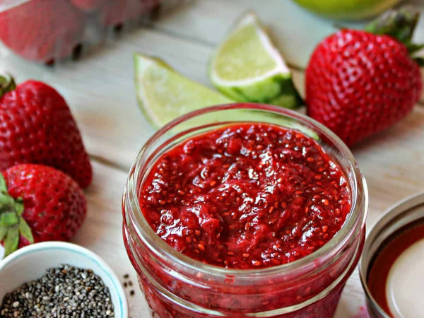 Homemade Limeade with Strawberry Jam