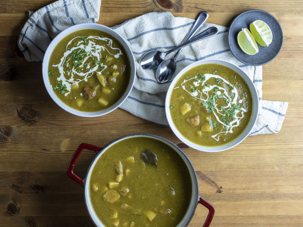Hearty Roasted Green Chile Soup
