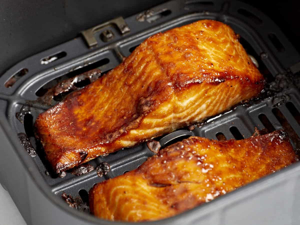 Fiery Salmon Prepared in the Air Fryer
