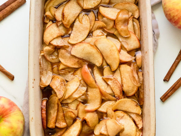Cinnamon-Spiced Apple Bake