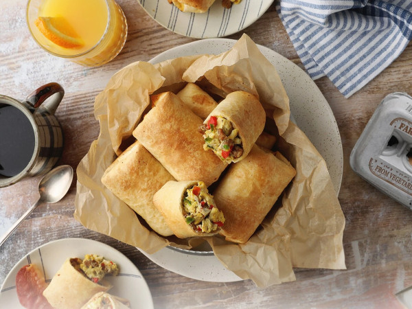 Farmhouse Style Breakfast Burritos