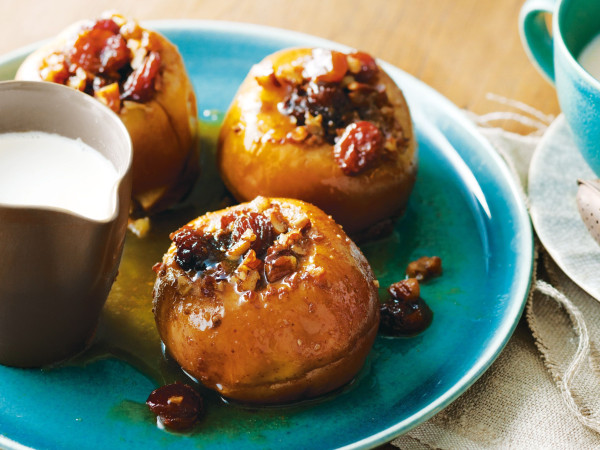 Delicious Baked Apples from the Slow Cooker