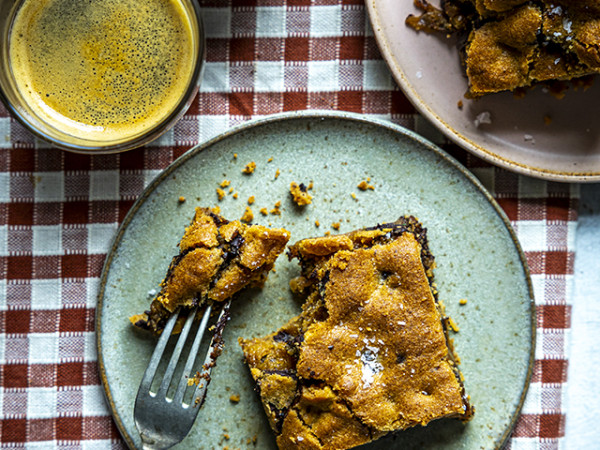 Blondies Made with Brown Butter