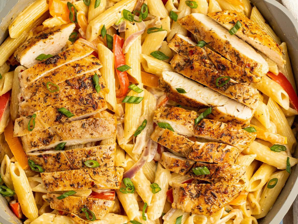 Creamy Alfredo with Jerk-Spiced Chicken