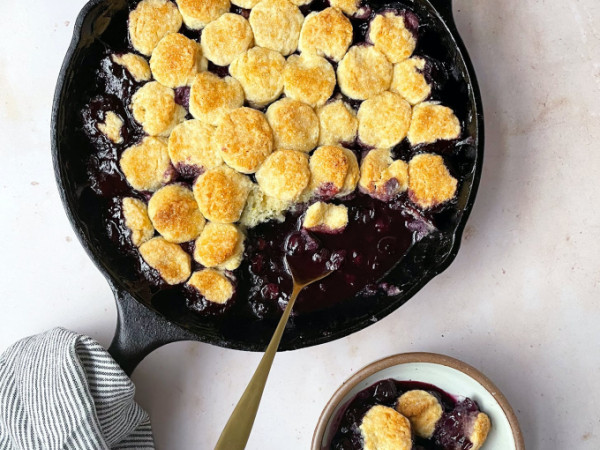 Biscuit and Blueberry Cobbler in the Slow Cooker