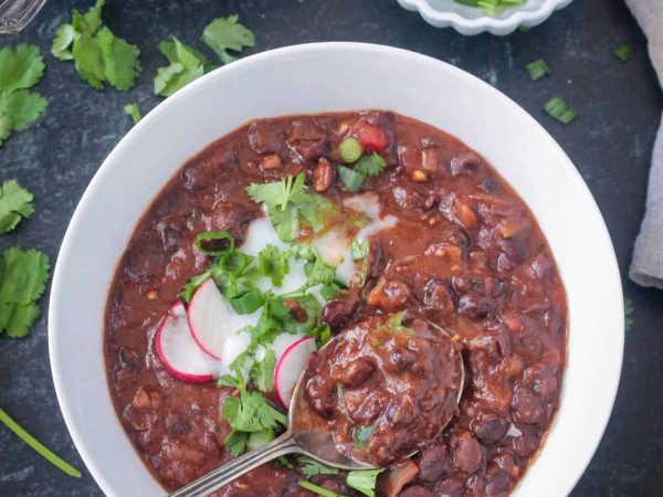 Vegan Black Beans with Spices for Big Groups