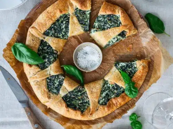 Single-Serve Spinach and Ricotta Quiche Puffs