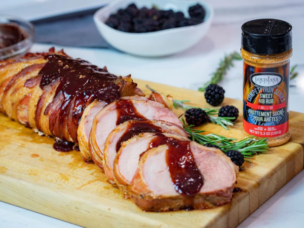 Juicy Grilled Pork Tenderloin Paired with Blackberry Sauce
