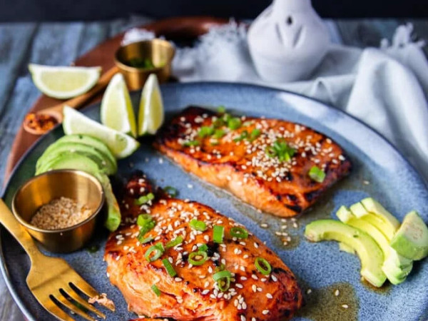 Salmon Fillet with Lime and Miso Sauce