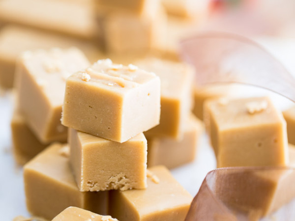 Sweet Maple Fudge using Maple Syrup