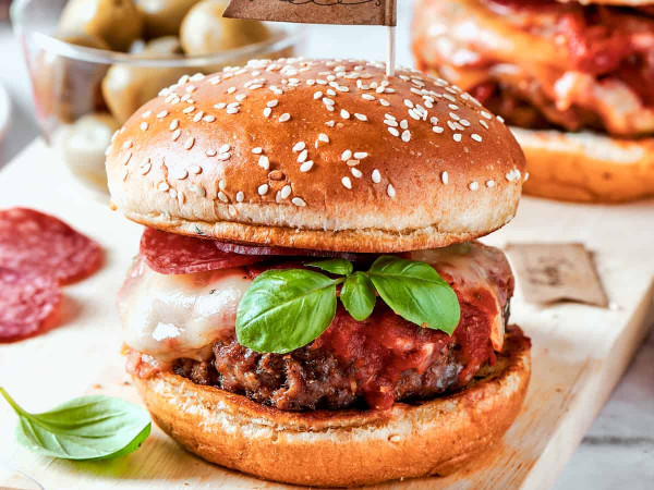 Basil-Seasoned Burger Patties